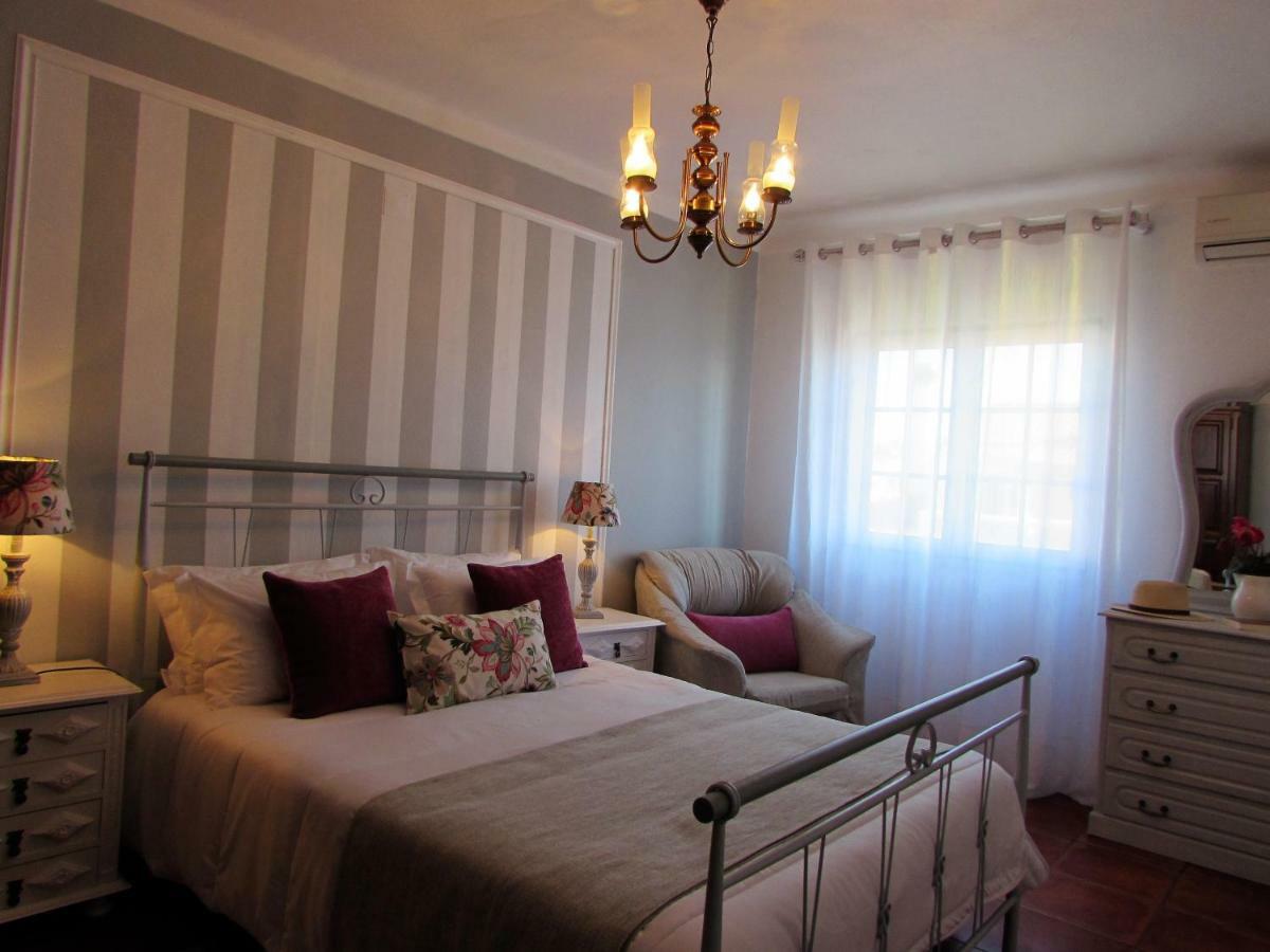 Lagoa Azul Guest House Вила-Нова-де-Мильфонт Экстерьер фото